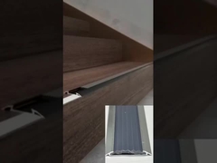 Elastyczny, niepoślizgowy, z aluminiowego stopnia, wykończenie krawędzi, wykończenie bieżnika