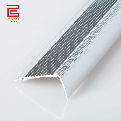 Wytrzymałe metalowe aluminium schodowe profili nosowe