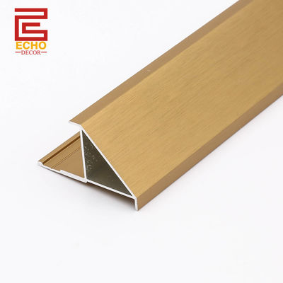 Maty złoty panel ścienny zakręty narożne Formowanie 10mm Aluminiowe zewnętrzne zakręty narożne