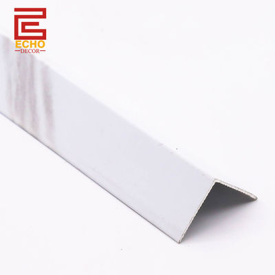 Aluminiowe płytki w kształcie litery L